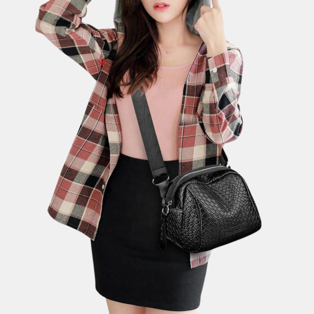 MARIZ | CHIC LIGHTWEIGHT SHELL CROSSBODY BAG