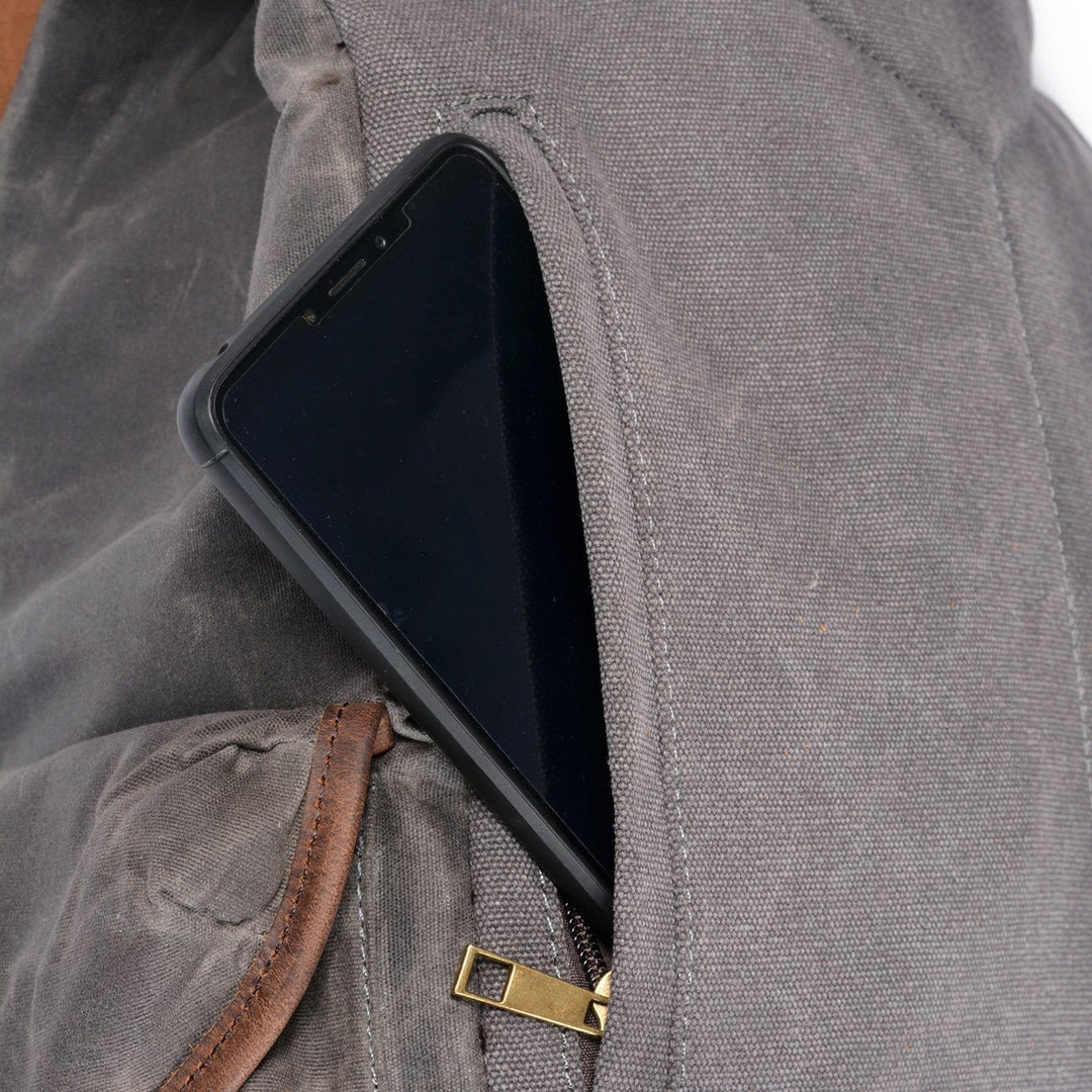 James - Vintage Canvas Leather Backpack